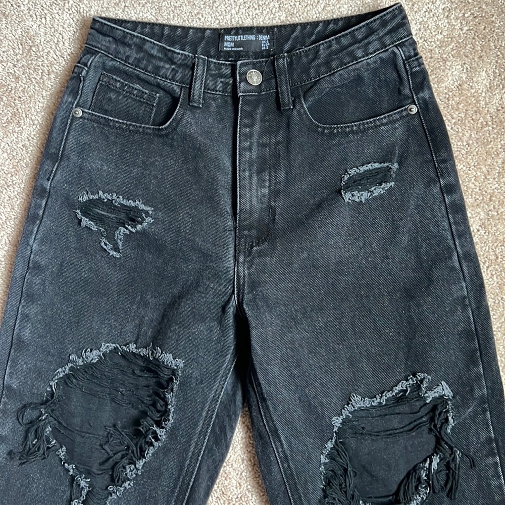 Pretty Little Thing Mom Jeans